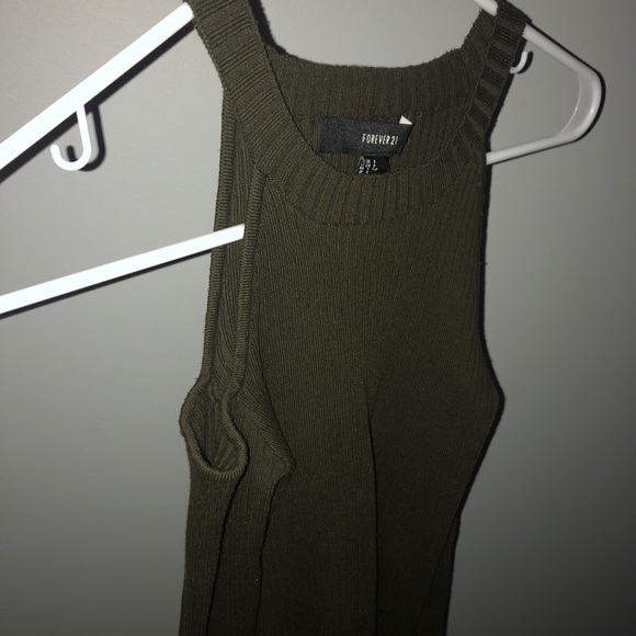 FOREVER 21 SWEATER - Picture 2 of 4